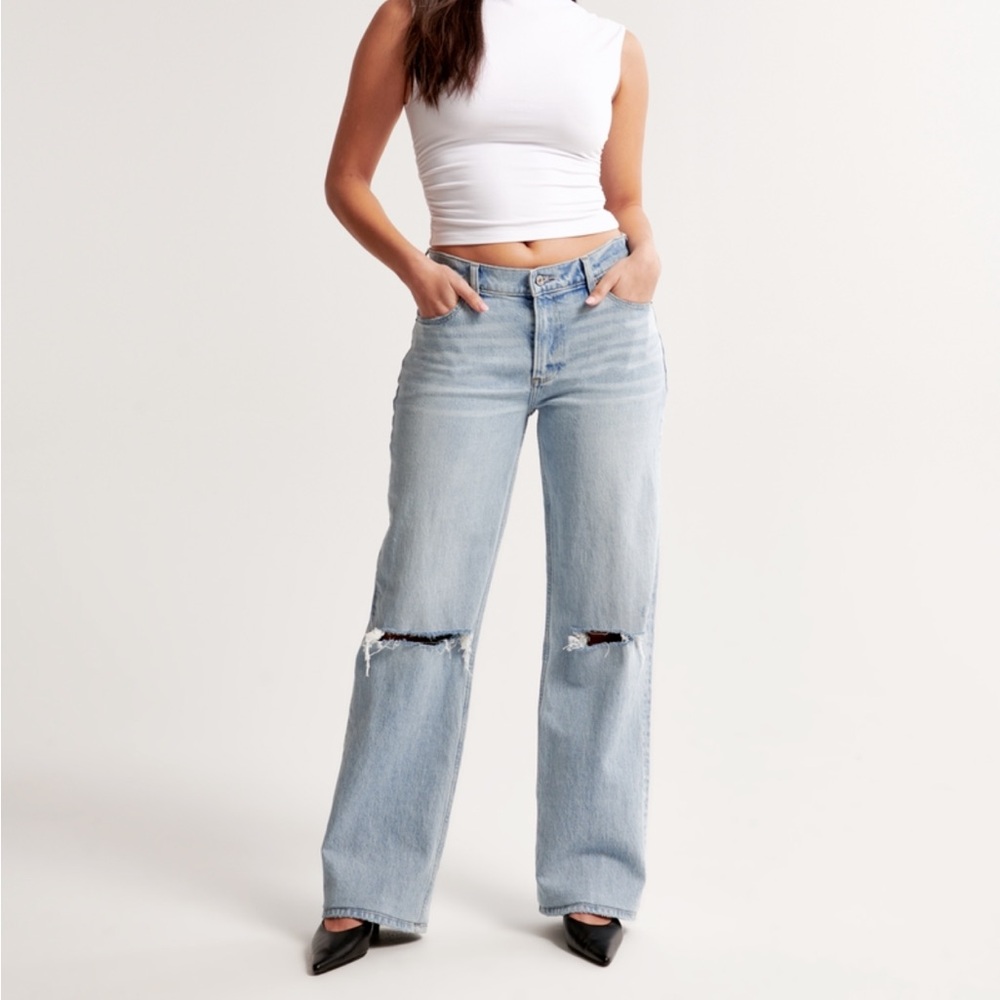 Abercrombie Curve Love Low Rise Baggy Jeans